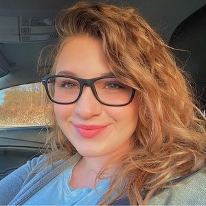 Meet your Posher, Kaitlyn